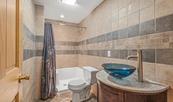 5494 Lambert Ave NE, Albertville, MN 55301