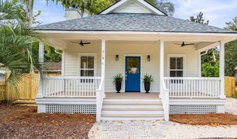 918 La Chere St, Beaufort, SC 29902