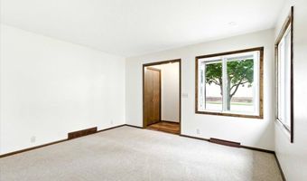 930 12TH St S, Wisconsin Rapids, WI 54494