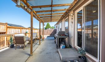 2002 S 60TH St, Springfield, OR 97478