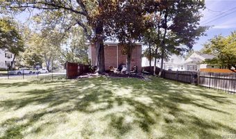 293 Burroughs Dr, Amherst, NY 14226