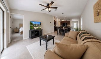5143 WHITE CHICORY Dr, Apollo Beach, FL 33572