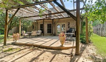 7225 E Worth Ave, Benton, AR 72019