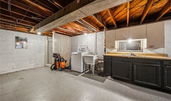 3203 Court St, Ashtabula, OH 44004