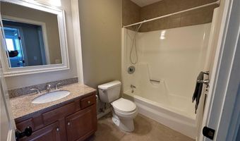 400 New River Rd 111, Lincoln, RI 02838
