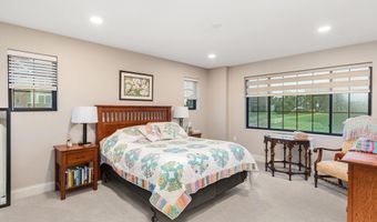 2117 Lacey Dr, Ames, IA 50010