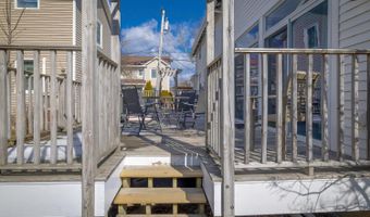3 Wayman Ln, Bar Harbor, ME 04609