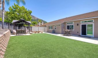 3358 Lake Circle Dr, Fallbrook, CA 92028