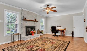 3301 WESTGATE Dr, Albany, GA 31707