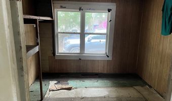 237 12th St, Apalachicola, FL 32320