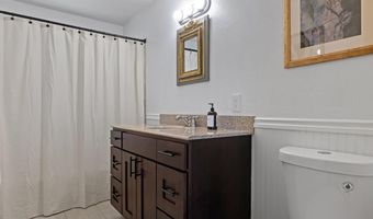 304 Clinton St, Ashland, OR 97520