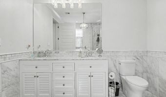 110 State St, Bay St. Louis, MS 39520