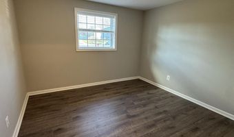 8001 HAMMOND St, Alexandria, VA 22309