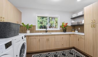 99-715 Hoio St, Aiea, HI 96701