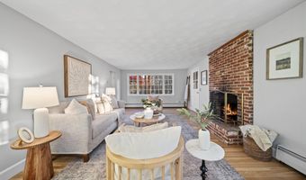 4 Forest Rd, Atkinson, NH 03811