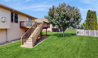 1415 Lake Shore Cir SE, Altoona, IA 50009