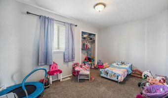 565 Snowflake St, American Falls, ID 83211