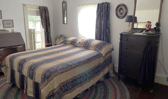 17 James St, Bangor, ME 04401