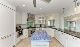 511 LOQUAT Dr, Anna Maria, FL 34216