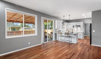 19157 GENTRY HIGHLANDS Ln, Oregon City, OR 97045