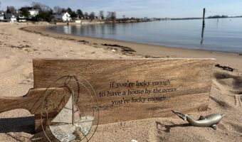 37 Seaview Ave, Branford, CT 06405