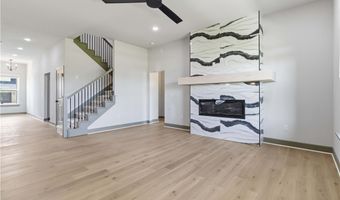 980 Trestle Ln, Bentonville, AR 72713