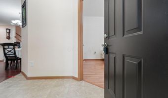 8004 Flint Run Pl 15, Columbus, OH 43235