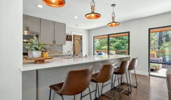 32 Mountain Lake Way, Angel Fire, NM 87710