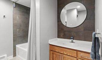 62 Hooksett Rd, Auburn, NH 03032