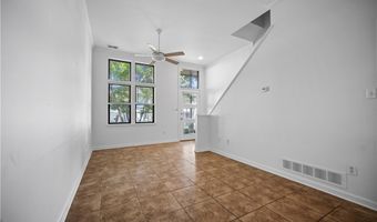 47 S 16th St, Airville, PA 15203