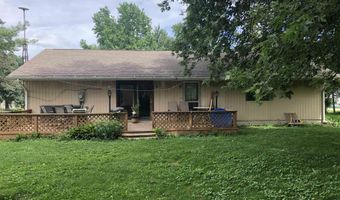 424 E WAVERLY Rd, Virden, IL 62690