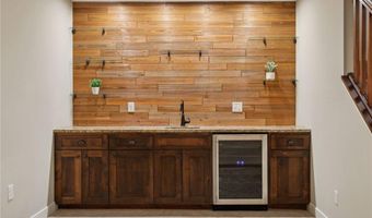 15653 Cobblestone Lake Pkwy, Apple Valley, MN 55124