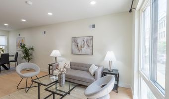 622 MCCLELLAN St, Philadelphia, PA 19148