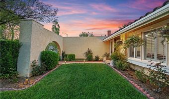 6230 Acadia Ave, Agoura Hills, CA 91301