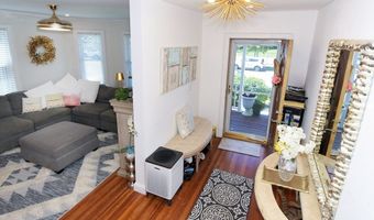 435 Cabot St B, Beverly, MA 01915