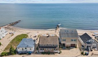 38 W End Dr, Old Lyme, CT 06371