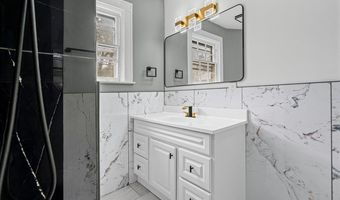 7 YORK Ct, Baltimore, MD 21218