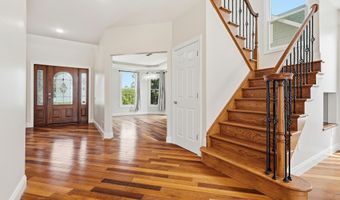 646 Compass Ave, Beachwood, NJ 08722