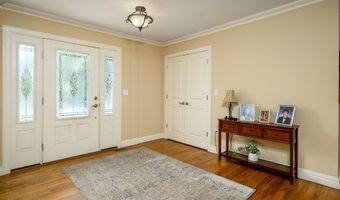 305 Barbara Dr, Point Pleasant, NJ 08742