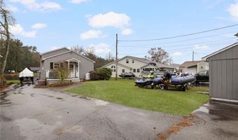 422 Shady Valley Rd, Coventry, RI 02816