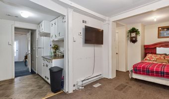 41 Chestnut St, Amsterdam, NY 12010