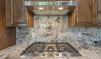 216 Mara Mdws, Athol, ID 83801