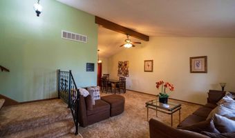 207 N 10th St, Albia, IA 52531