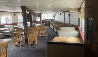 517 Main St, Barnstable, MA 02601