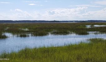 1 Bennett Point Dr A, Beaufort, SC 29907