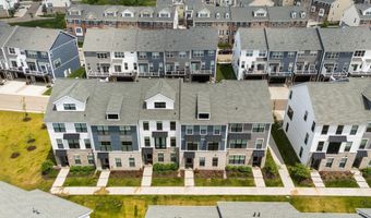 2949 Aughton Rd, Ann Arbor, MI 48105