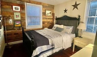 45 Hammond St 1, Newport, RI 02840