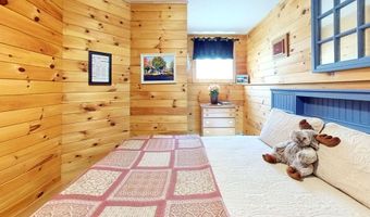 736 Calendar Brook Rd, Burke, VT 05871