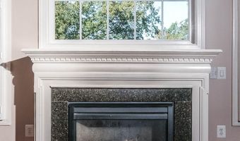 117 HARVESTER Dr, Lake Frederick, VA 22630