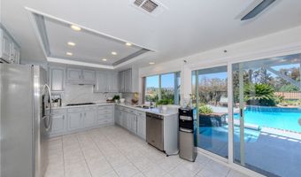 6415 E Stonebridge, Anaheim, CA 92807